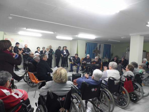 P1010045 593x445 - Las Residencias para Mayores de Lares CV han celebrado las Fallas las Fallas 2018