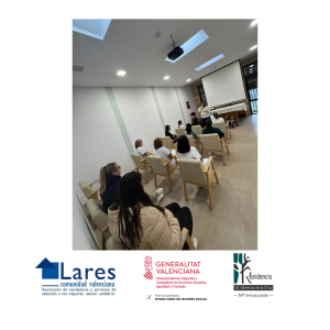6.1 Sesion informativa y participativa trabajadores 300x300 - Programas Nostres Llars - Residencia Mar&iacute;a Inmaculada